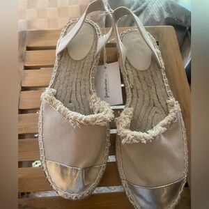 Women's Silver and Cream (Euro 39/US 8) Summer Boho Espadrille Rope Sandals